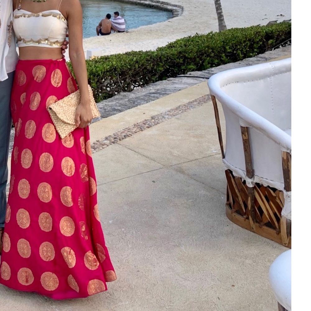 Gorgeous lightweight Lengha